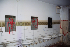 bathroom_germany_emilio_cuilan_tomorrows_new_happiness_2011